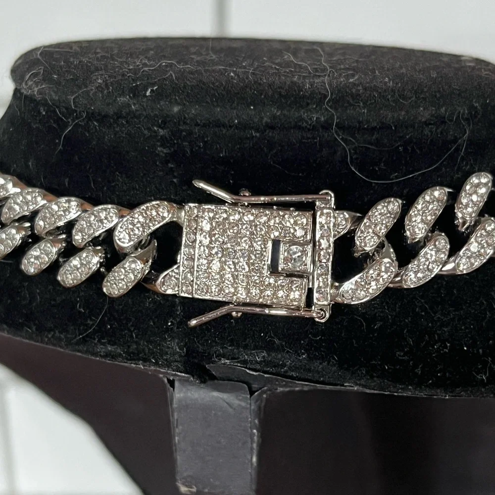 Bold Silver Cuban Link Jewelry Necklace